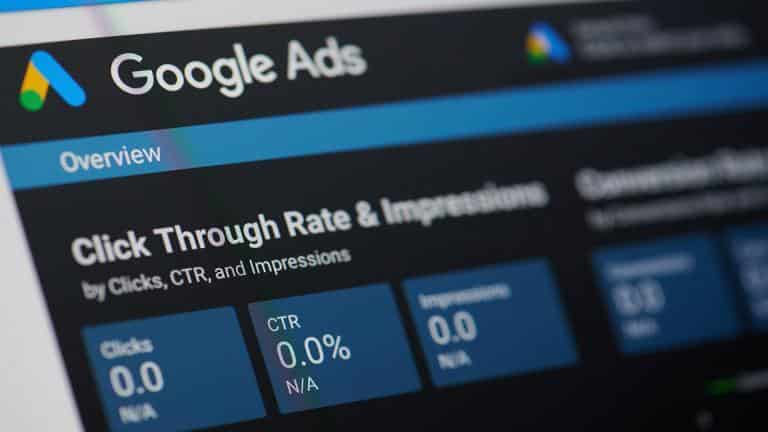Få hjælp af en erfaren Google ads konsulent, som udover at arbejde med Google ads, også hjælper virksomheder i alle andre marketing sammenhæng. Hans opgaver varierer meget og han hjælper altid sine kunder med at opnå sine mål og drømme for deres virksomheder